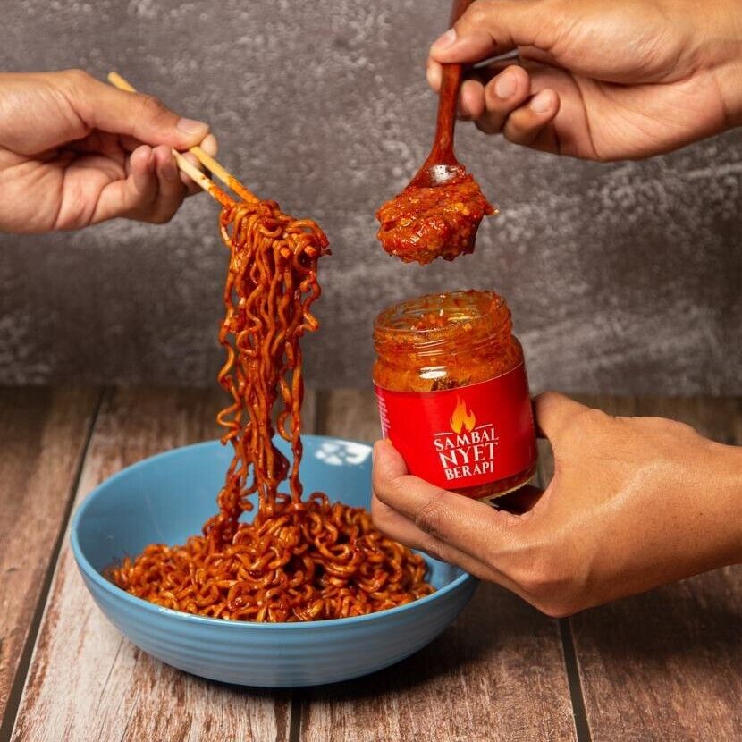 Sambal Nyet Berapi by Khairul Aming